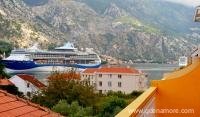 Leilighet Jankovic - 90 meter fra sjøen, privat innkvartering i sted Prčanj, Montenegro